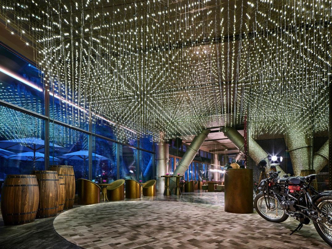 Shangri-La Shanghai Tower gallery image