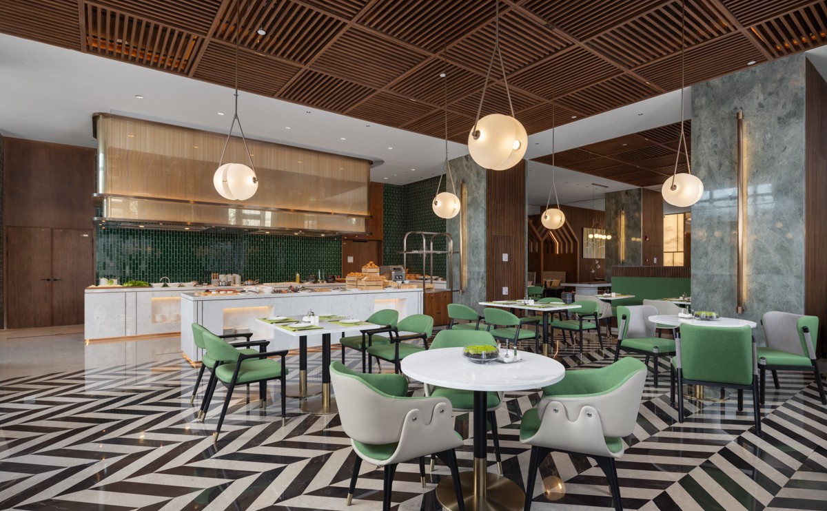 Shanghai East Railway Station Hilton Garden Inn gallery image
