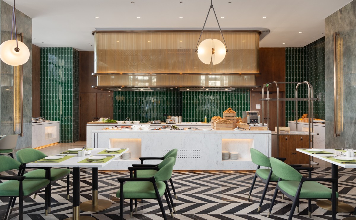 Shanghai East Railway Station Hilton Garden Inn gallery image
