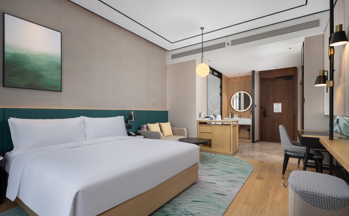 Shanghai East Railway Station Hilton Garden Inn gallery image