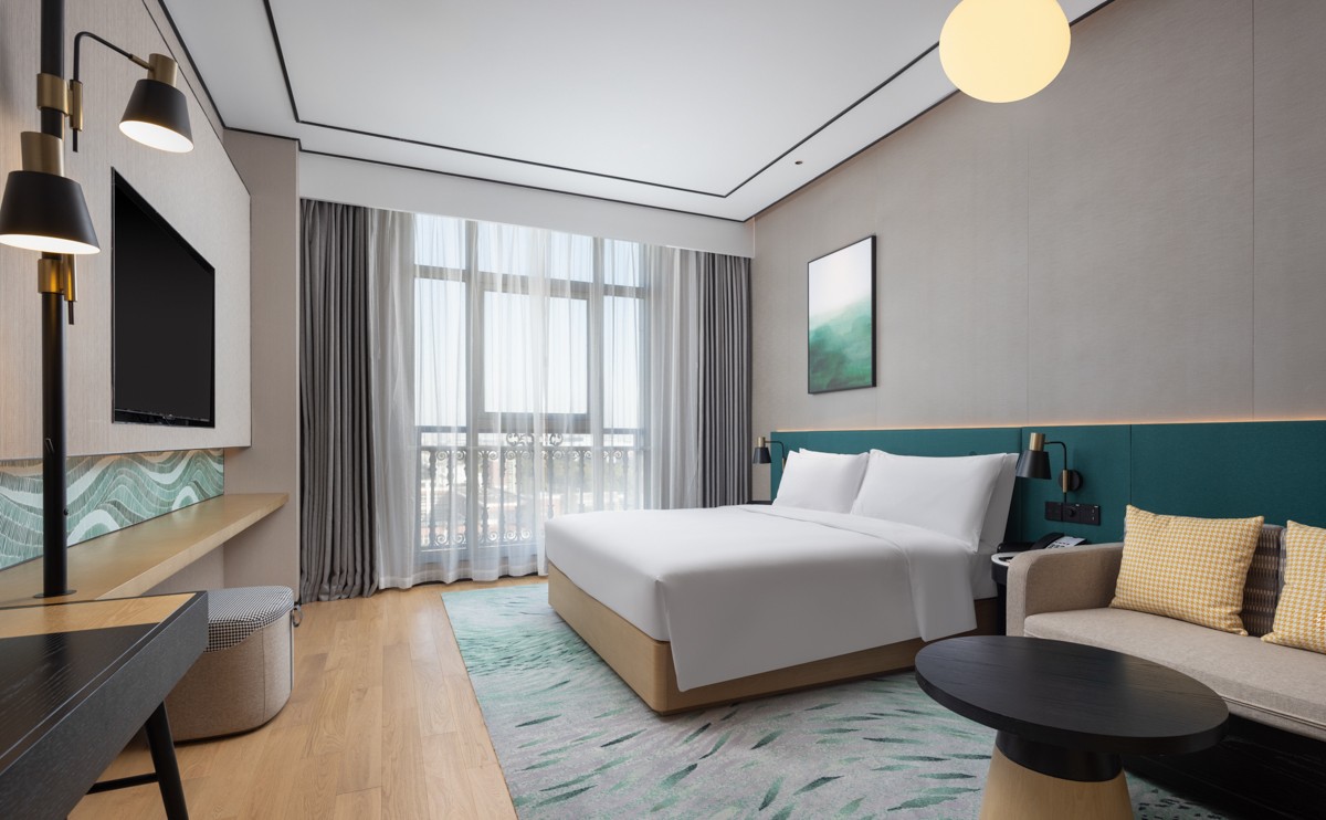 Shanghai East Railway Station Hilton Garden Inn gallery image