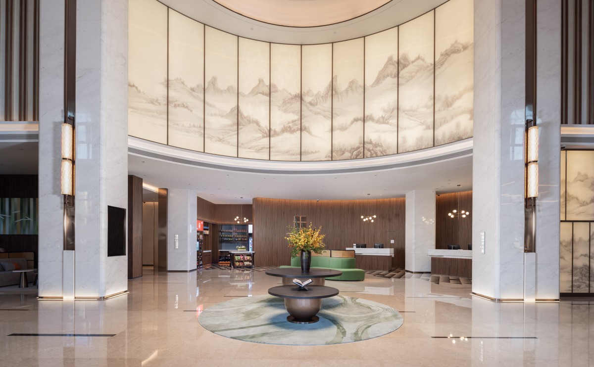 Shanghai East Railway Station Hilton Garden Inn gallery image